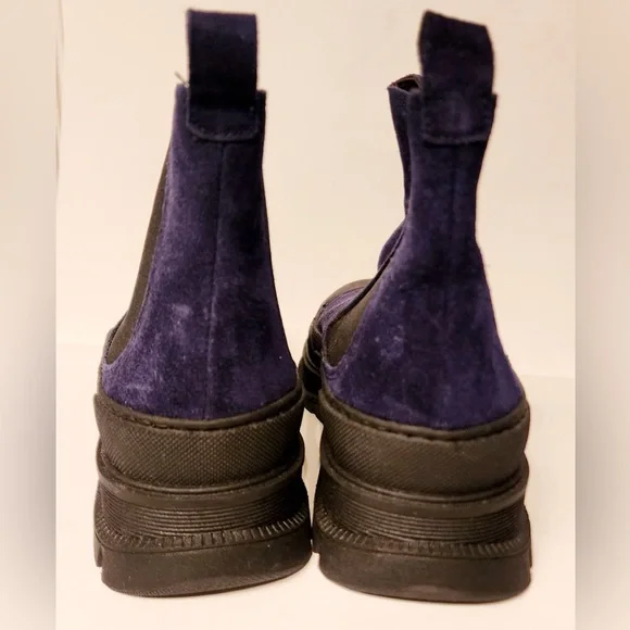 LIFE Women's Italian Blue & Black Suede Platform ChelseaBoots Size 6.5 /37 - Picture 3 of 14